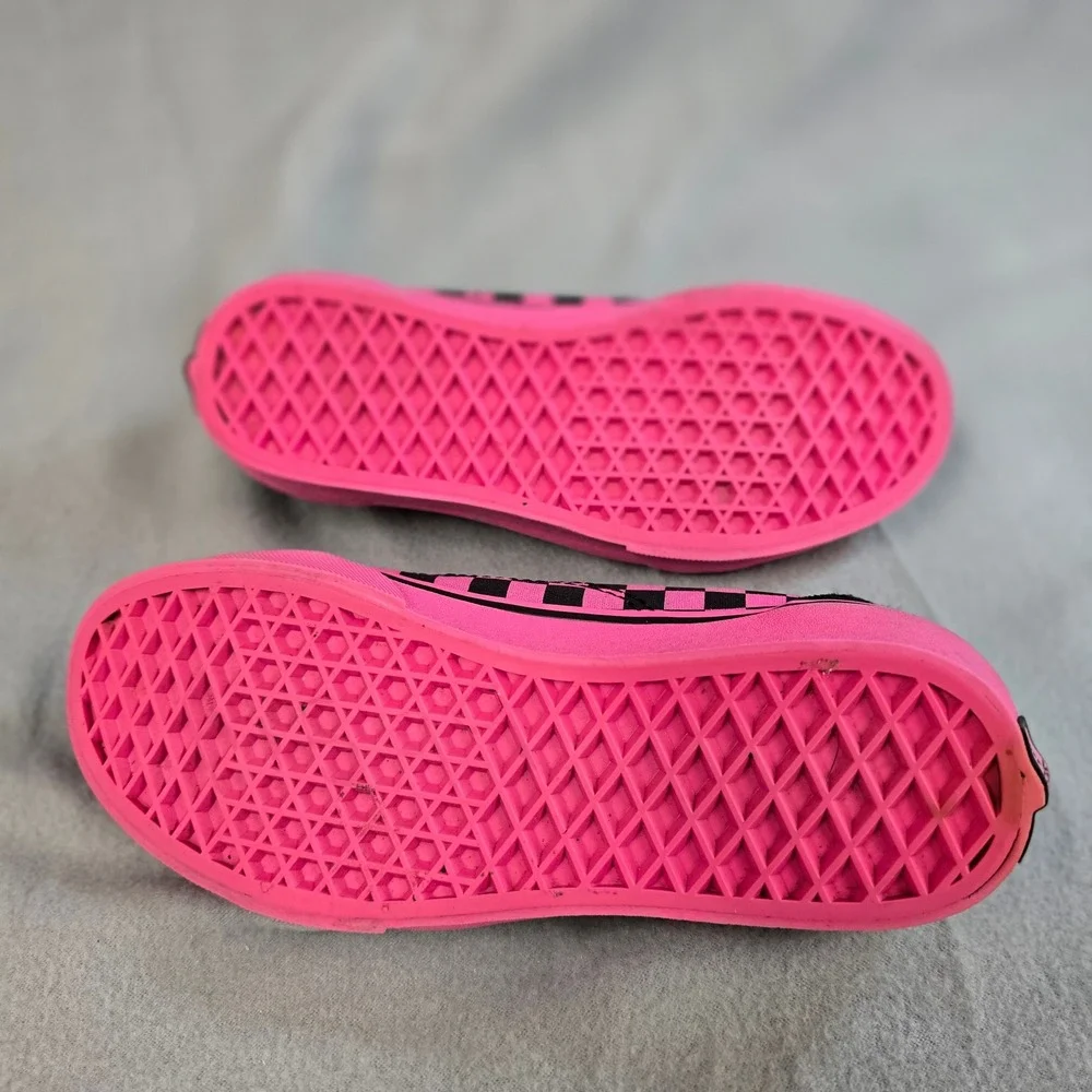 Vans‎ Old Skool Pink Black Checkerboard Skate Shoes Kids 3.5 Low Top Sneakers